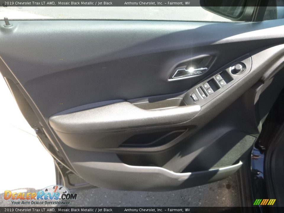 2019 Chevrolet Trax LT AWD Mosaic Black Metallic / Jet Black Photo #12