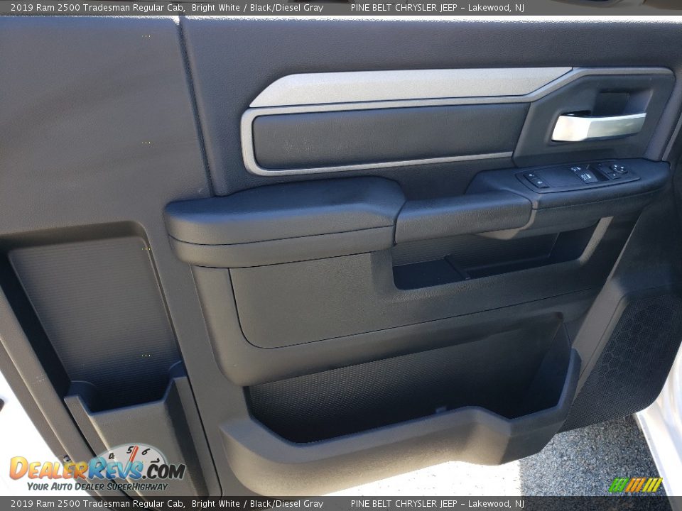 2019 Ram 2500 Tradesman Regular Cab Bright White / Black/Diesel Gray Photo #8