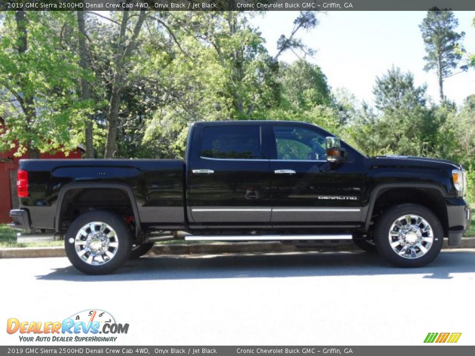 2019 GMC Sierra 2500HD Denali Crew Cab 4WD Onyx Black / Jet Black Photo #2