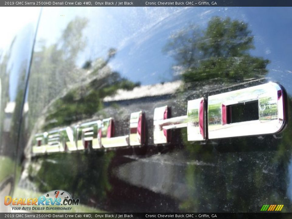 2019 GMC Sierra 2500HD Denali Crew Cab 4WD Onyx Black / Jet Black Photo #12