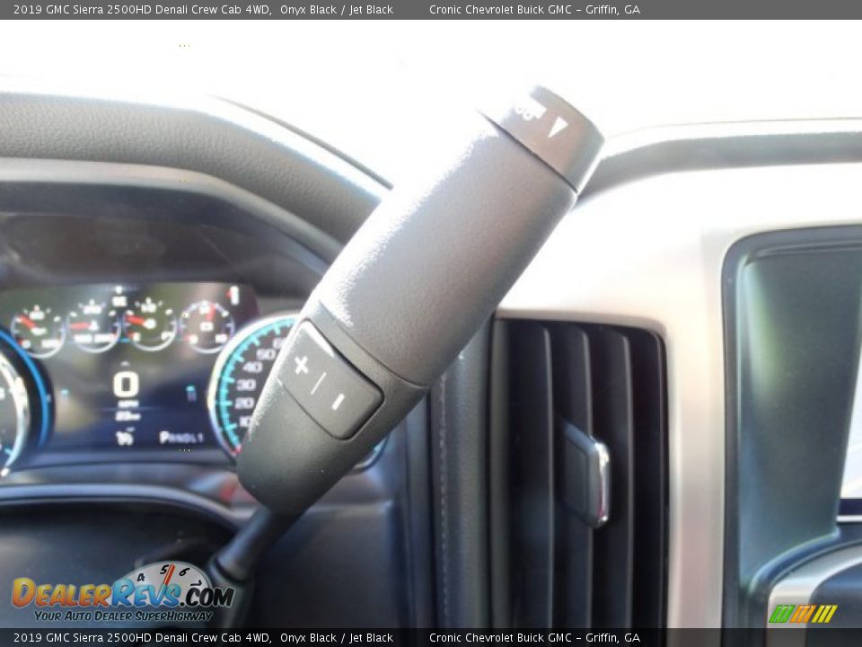 2019 GMC Sierra 2500HD Denali Crew Cab 4WD Onyx Black / Jet Black Photo #23
