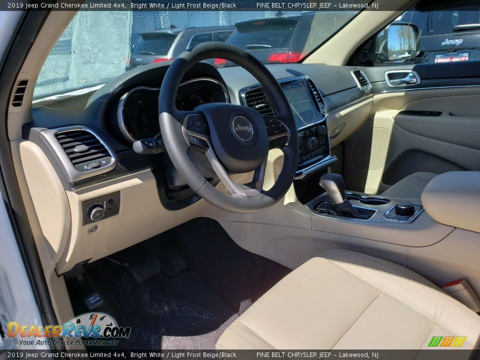 2019 Jeep Grand Cherokee Limited 4x4 Bright White / Light Frost Beige/Black Photo #7