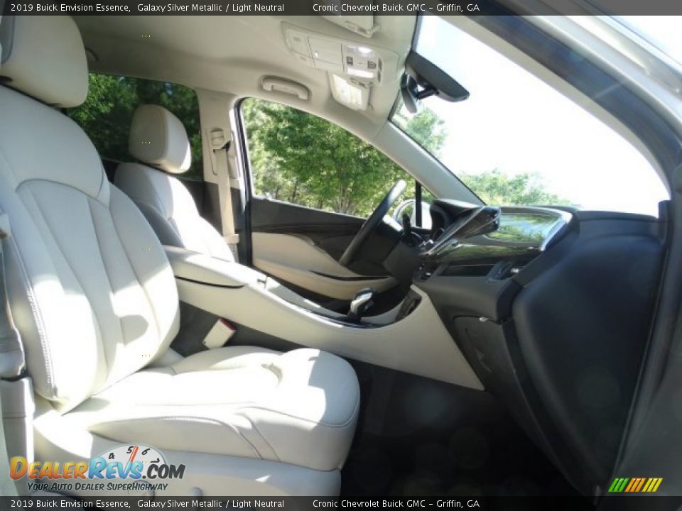 2019 Buick Envision Essence Galaxy Silver Metallic / Light Neutral Photo #28