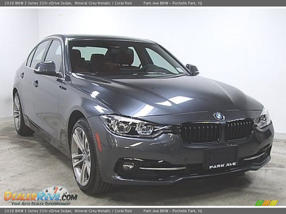 2018 BMW 3 Series 330i xDrive Sedan Mineral Grey Metallic / Coral Red Photo #4