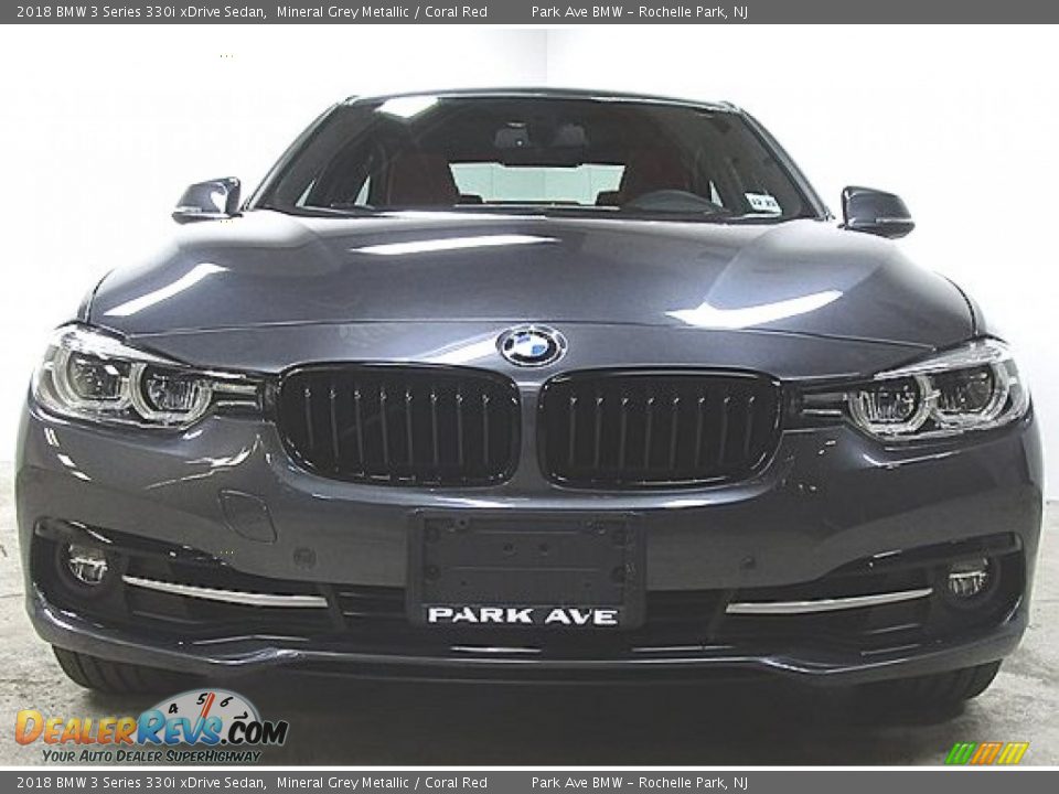 2018 BMW 3 Series 330i xDrive Sedan Mineral Grey Metallic / Coral Red Photo #5