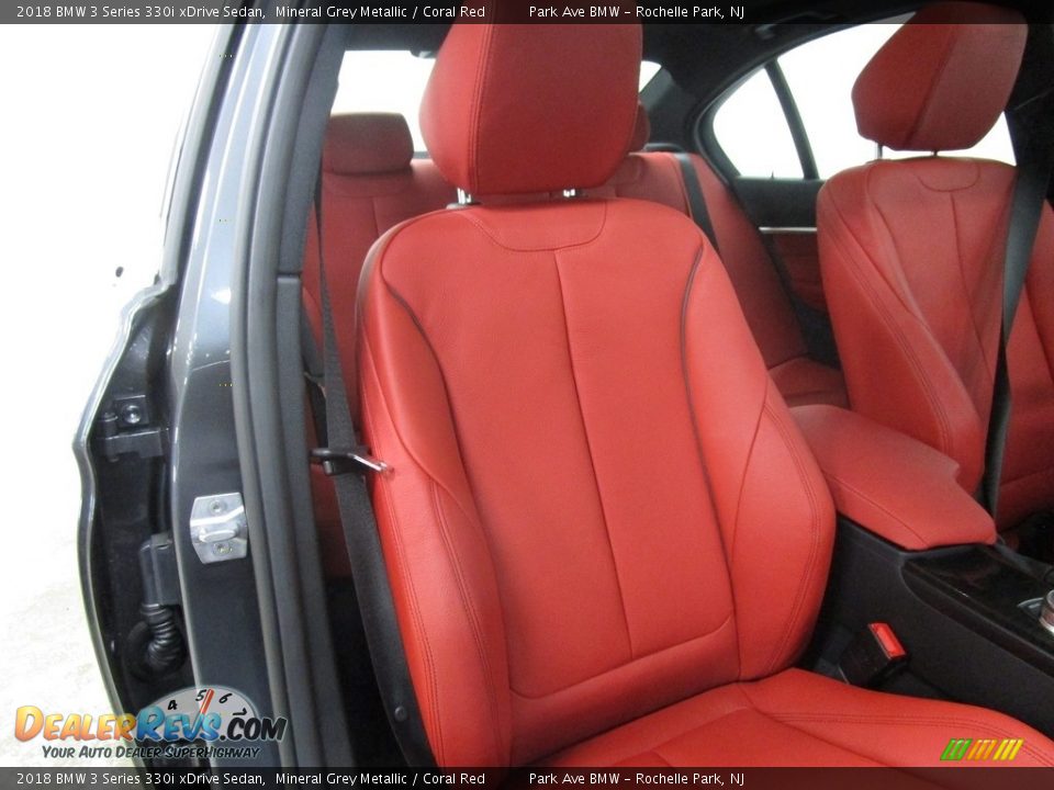 2018 BMW 3 Series 330i xDrive Sedan Mineral Grey Metallic / Coral Red Photo #13