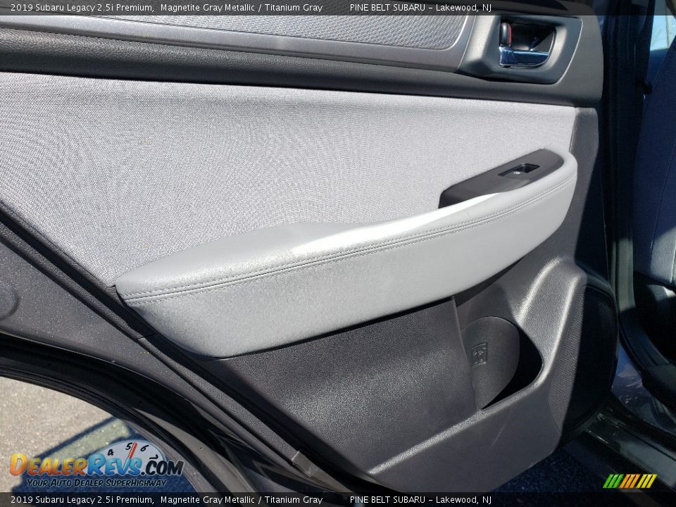 2019 Subaru Legacy 2.5i Premium Magnetite Gray Metallic / Titanium Gray Photo #17