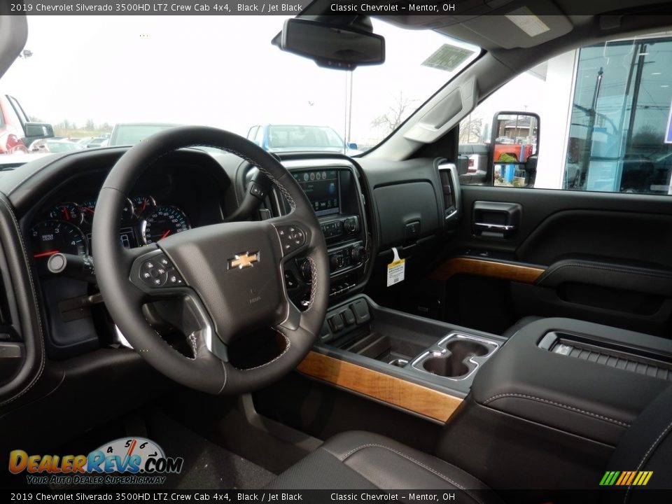 2019 Chevrolet Silverado 3500HD LTZ Crew Cab 4x4 Black / Jet Black Photo #6