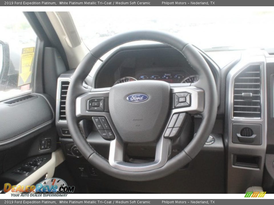 2019 Ford Expedition Platinum White Platinum Metallic Tri-Coat / Medium Soft Ceramic Photo #21