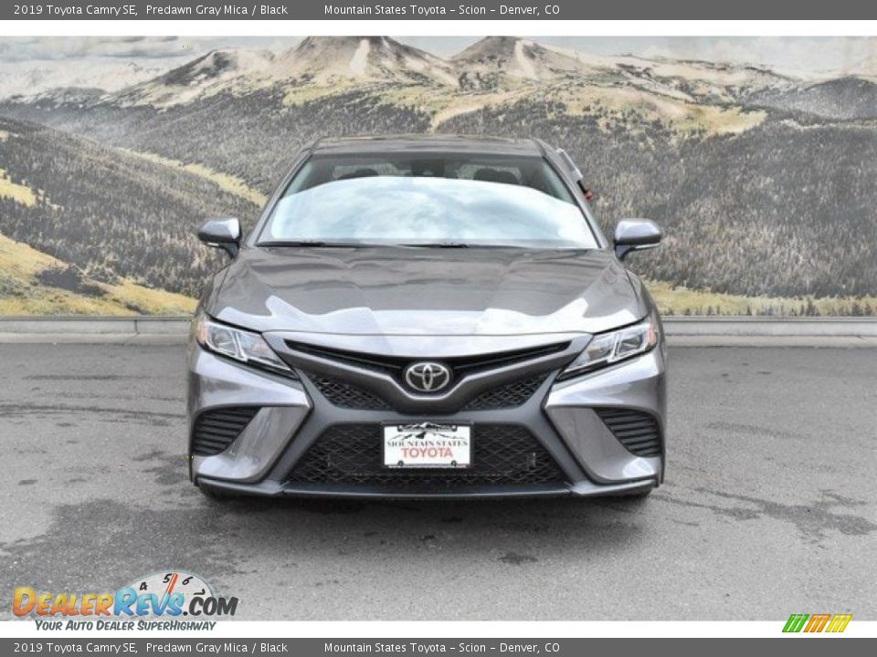 2019 Toyota Camry SE Predawn Gray Mica / Black Photo #2