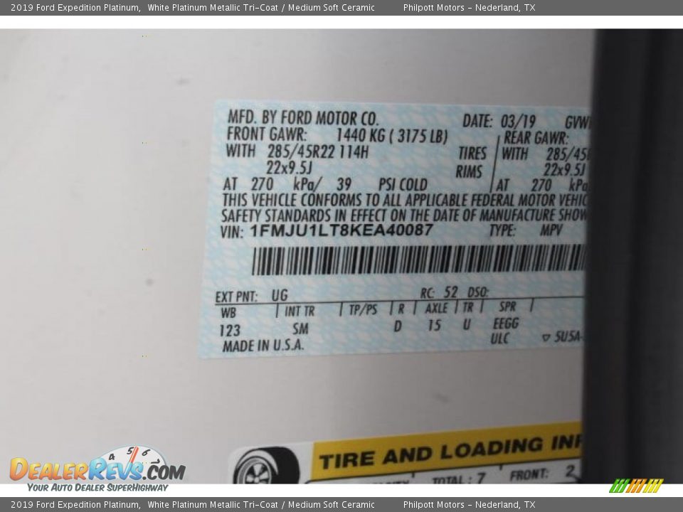 2019 Ford Expedition Platinum White Platinum Metallic Tri-Coat / Medium Soft Ceramic Photo #25