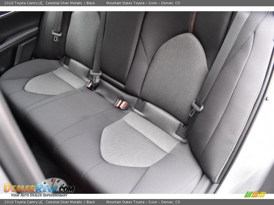 2019 Toyota Camry LE Celestial Silver Metallic / Black Photo #9