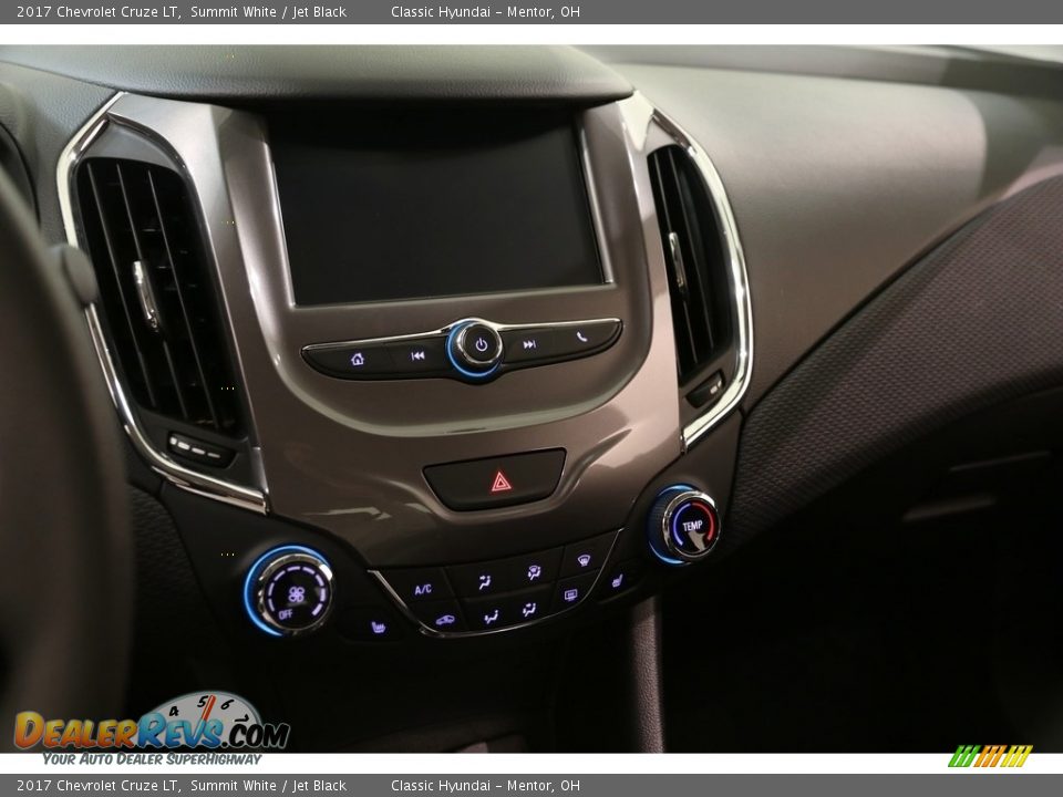 2017 Chevrolet Cruze LT Summit White / Jet Black Photo #9