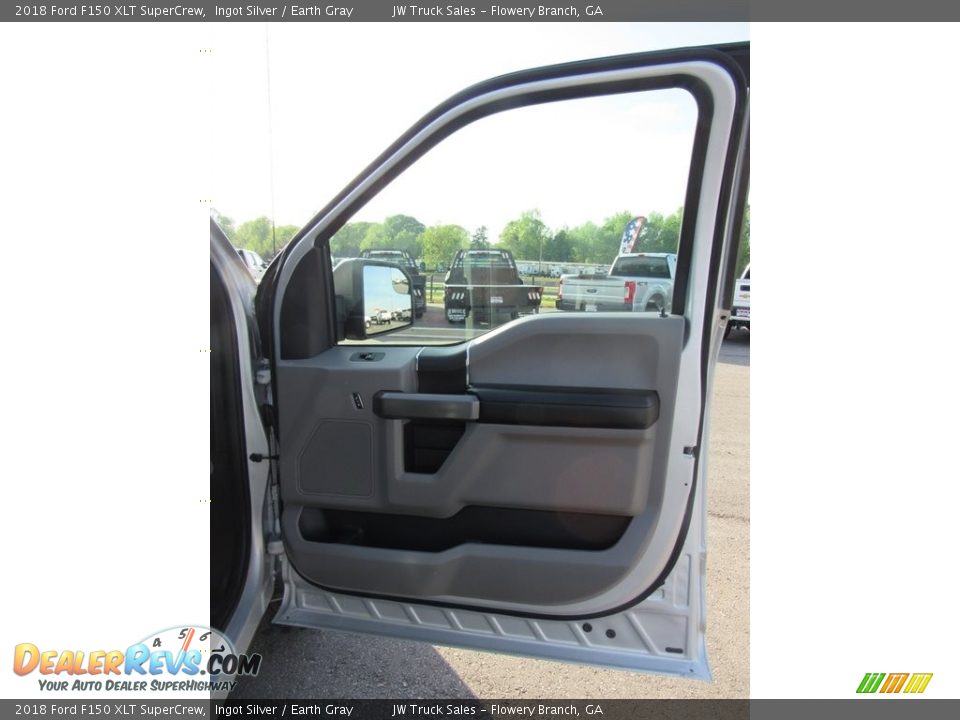 2018 Ford F150 XLT SuperCrew Ingot Silver / Earth Gray Photo #9