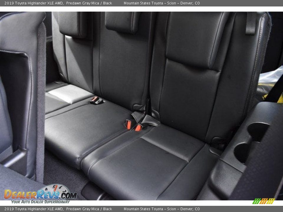 2019 Toyota Highlander XLE AWD Predawn Gray Mica / Black Photo #11