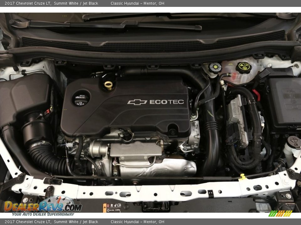 2017 Chevrolet Cruze LT Summit White / Jet Black Photo #22