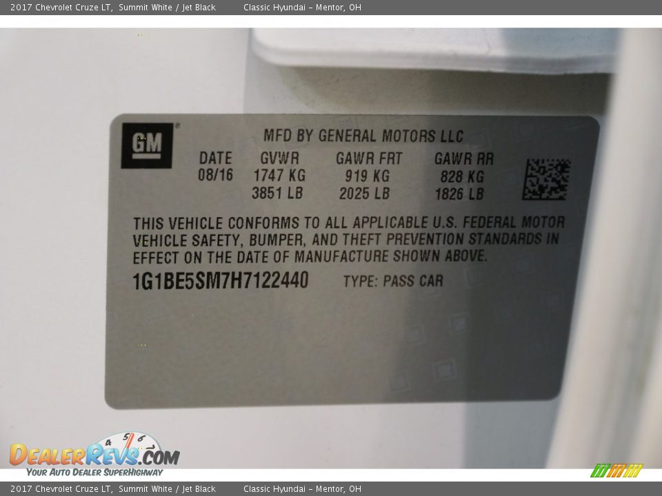 2017 Chevrolet Cruze LT Summit White / Jet Black Photo #23