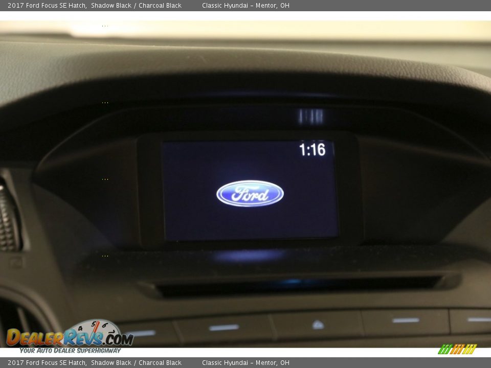 2017 Ford Focus SE Hatch Shadow Black / Charcoal Black Photo #10
