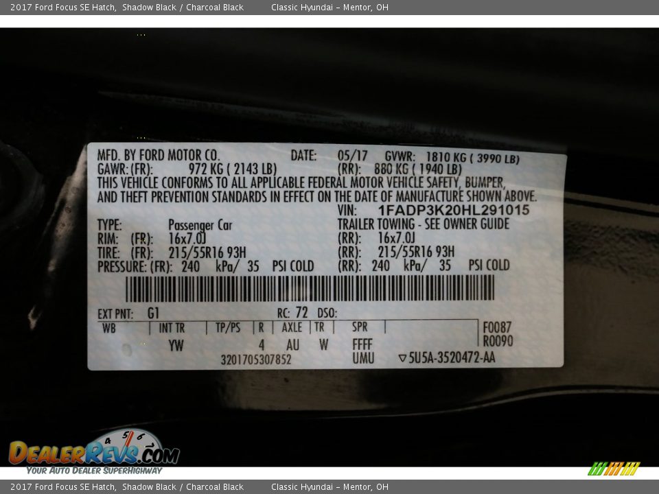 2017 Ford Focus SE Hatch Shadow Black / Charcoal Black Photo #19