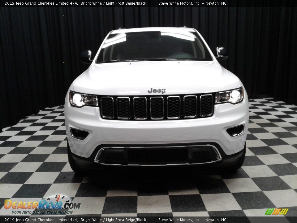 2019 Jeep Grand Cherokee Limited 4x4 Bright White / Light Frost Beige/Black Photo #3