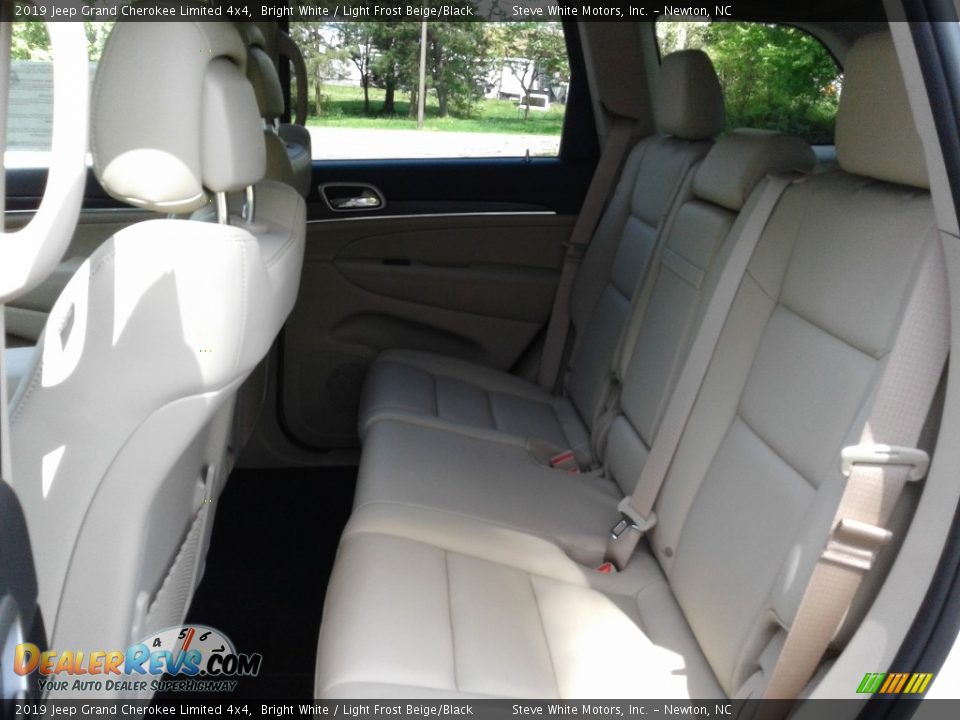 2019 Jeep Grand Cherokee Limited 4x4 Bright White / Light Frost Beige/Black Photo #11