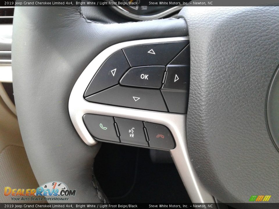 2019 Jeep Grand Cherokee Limited 4x4 Bright White / Light Frost Beige/Black Photo #18