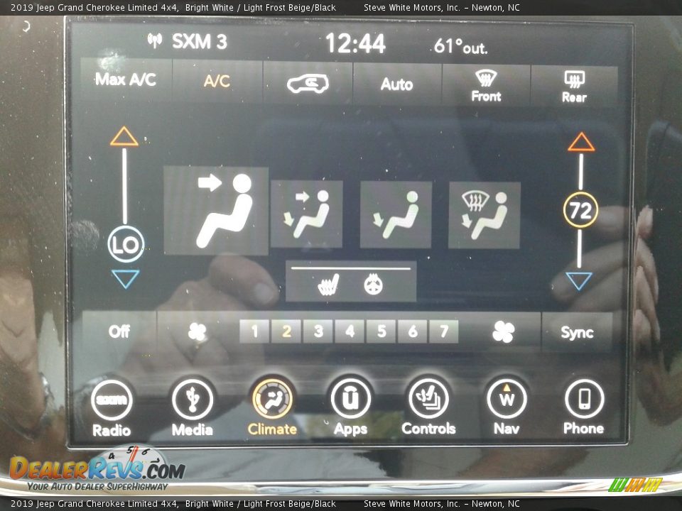 2019 Jeep Grand Cherokee Limited 4x4 Bright White / Light Frost Beige/Black Photo #24