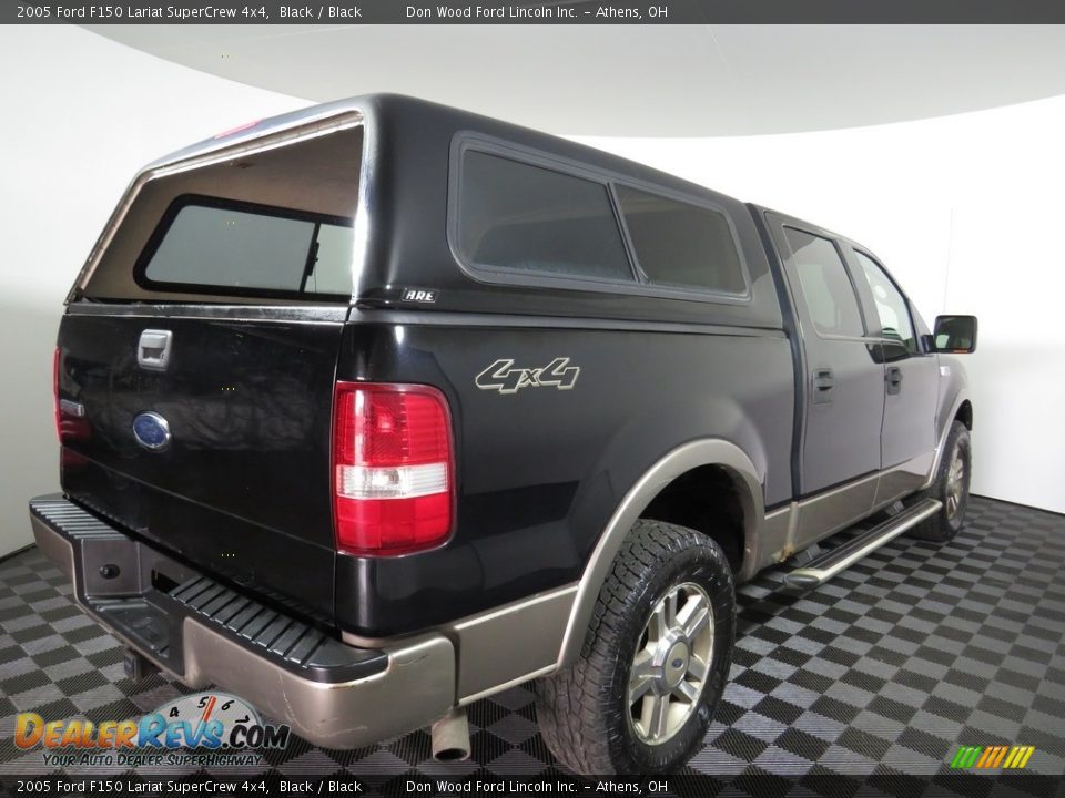 2005 Ford F150 Lariat SuperCrew 4x4 Black / Black Photo #35