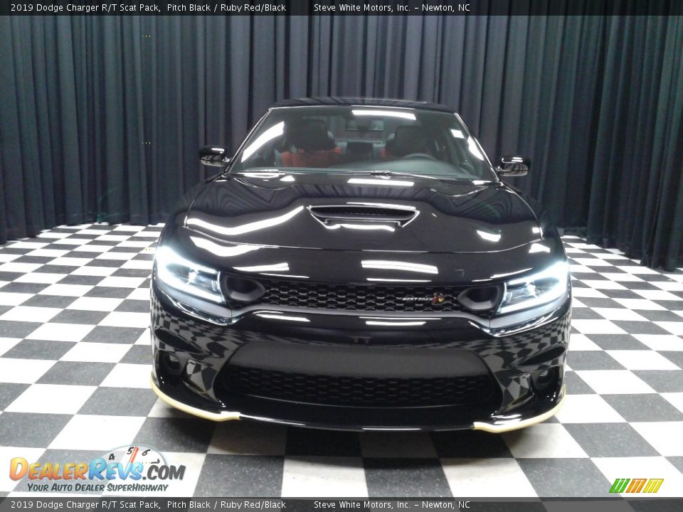 2019 Dodge Charger R/T Scat Pack Pitch Black / Ruby Red/Black Photo #3