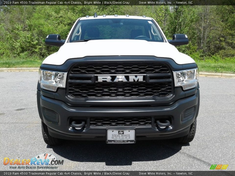 2019 Ram 4500 Tradesman Regular Cab 4x4 Chassis Bright White / Black/Diesel Gray Photo #3