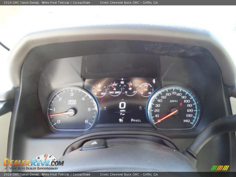 2019 GMC Yukon Denali White Frost Tintcoat / Cocoa/Shale Photo #18