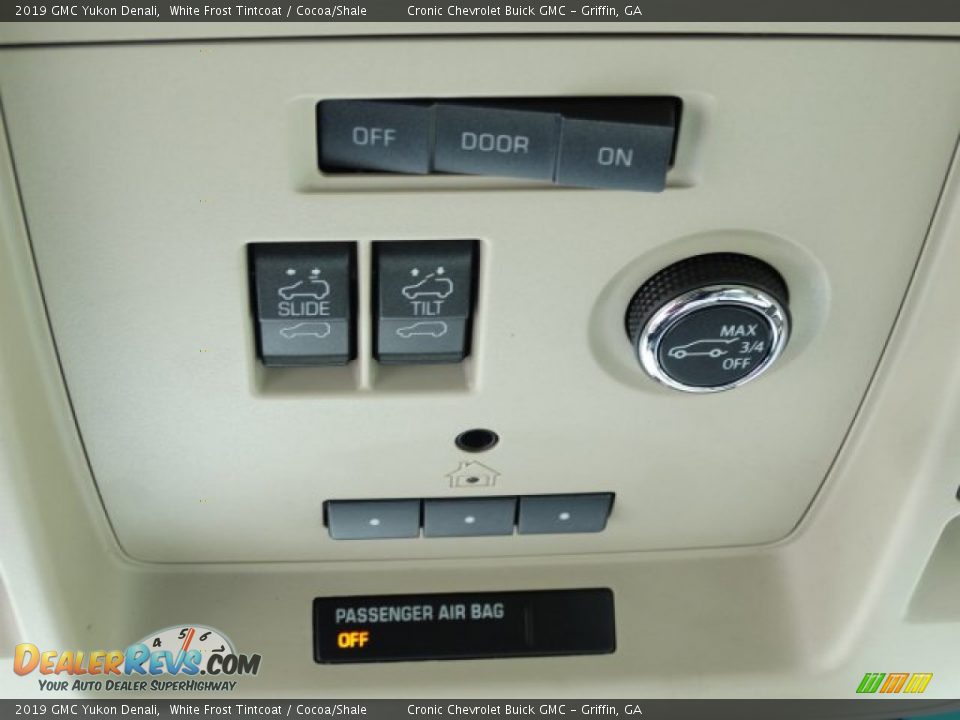 2019 GMC Yukon Denali White Frost Tintcoat / Cocoa/Shale Photo #23