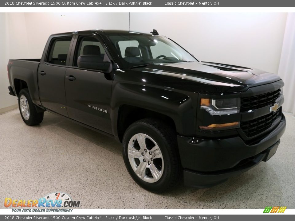 2018 Chevrolet Silverado 1500 Custom Crew Cab 4x4 Black / Dark Ash/Jet Black Photo #1