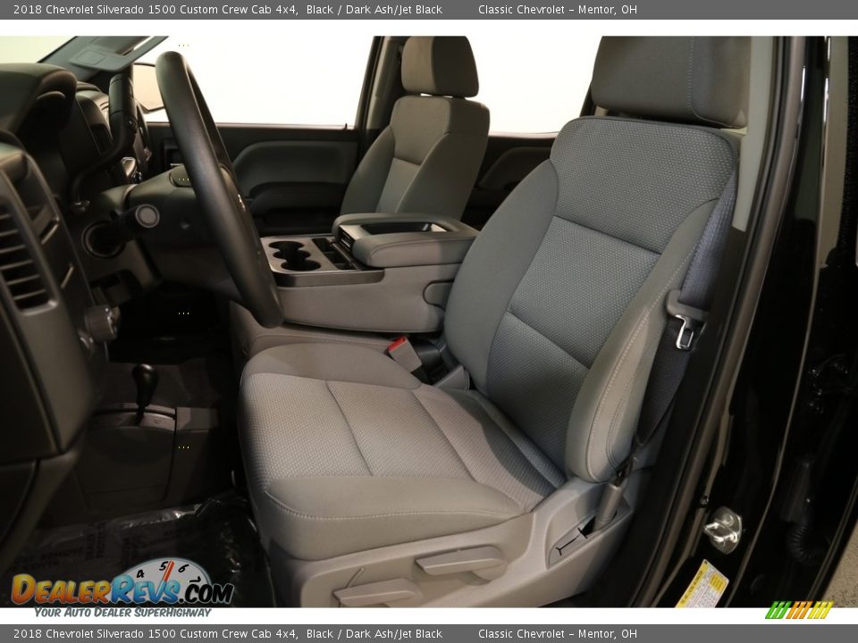 2018 Chevrolet Silverado 1500 Custom Crew Cab 4x4 Black / Dark Ash/Jet Black Photo #5