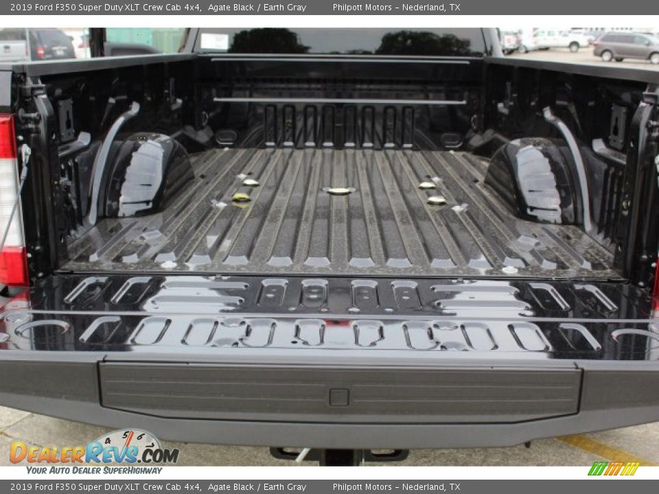 2019 Ford F350 Super Duty XLT Crew Cab 4x4 Agate Black / Earth Gray Photo #16