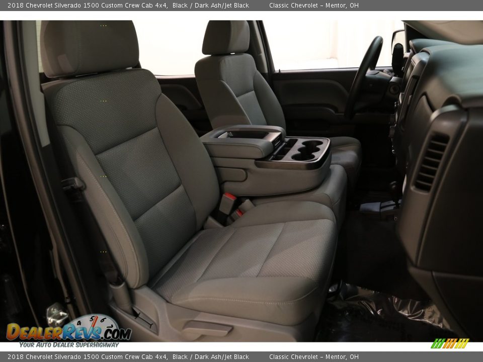 2018 Chevrolet Silverado 1500 Custom Crew Cab 4x4 Black / Dark Ash/Jet Black Photo #13