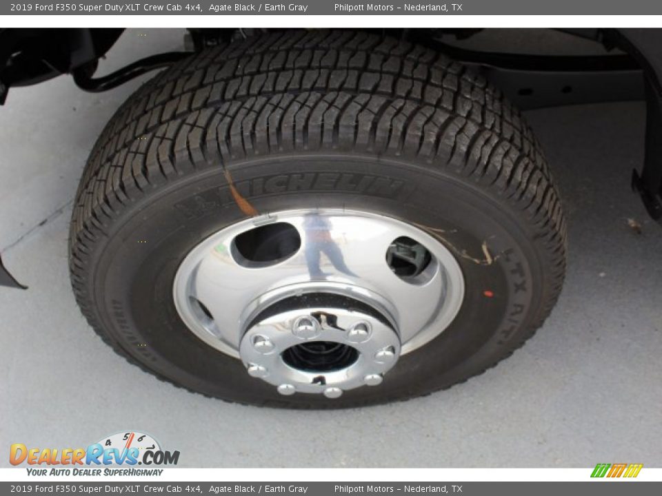 2019 Ford F350 Super Duty XLT Crew Cab 4x4 Agate Black / Earth Gray Photo #5