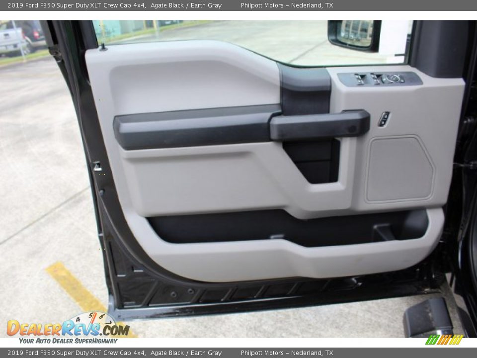 2019 Ford F350 Super Duty XLT Crew Cab 4x4 Agate Black / Earth Gray Photo #8