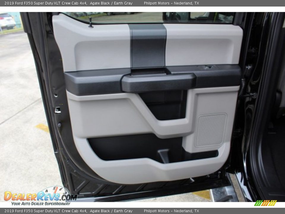2019 Ford F350 Super Duty XLT Crew Cab 4x4 Agate Black / Earth Gray Photo #13