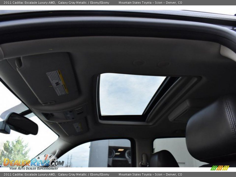 2011 Cadillac Escalade Luxury AWD Galaxy Gray Metallic / Ebony/Ebony Photo #10