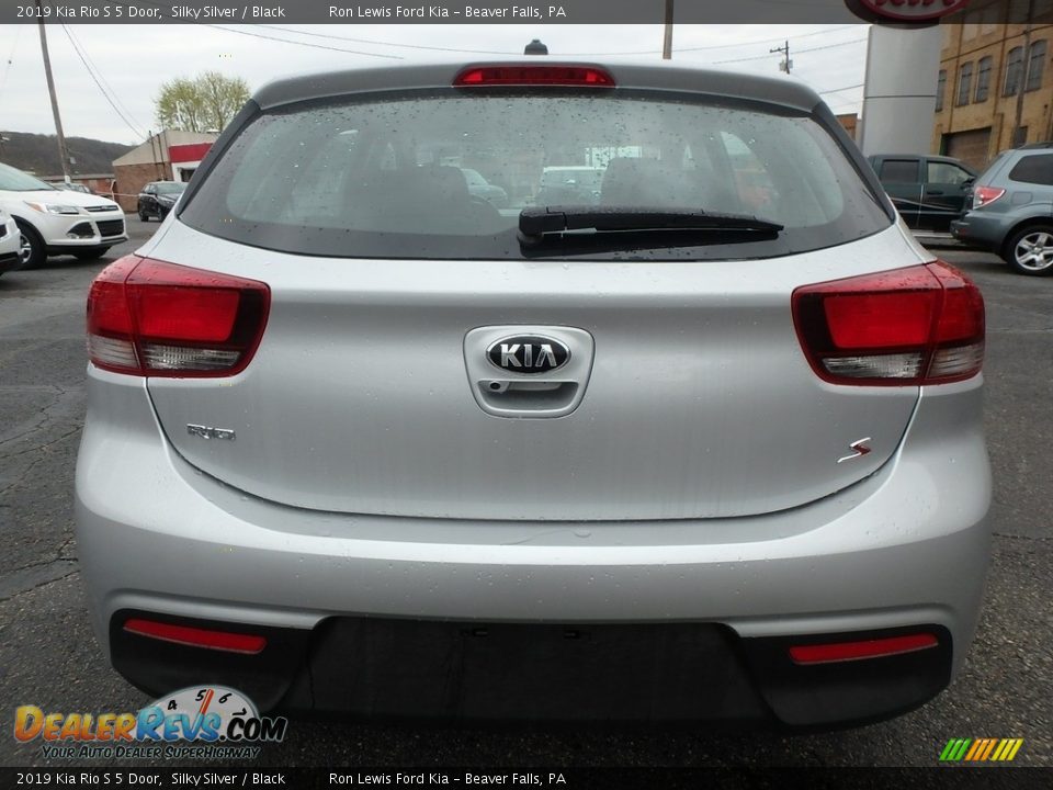 2019 Kia Rio S 5 Door Silky Silver / Black Photo #3