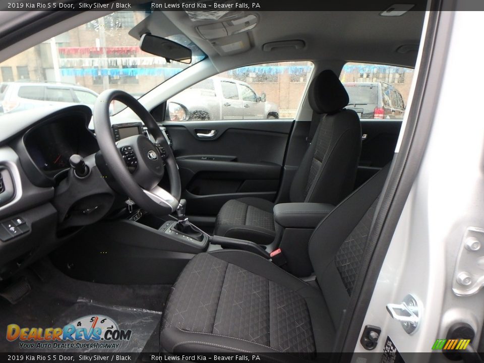 Black Interior - 2019 Kia Rio S 5 Door Photo #11