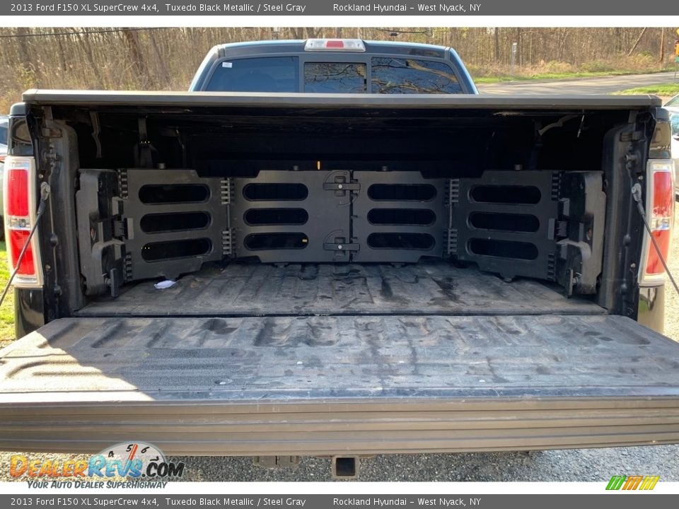 2013 Ford F150 XL SuperCrew 4x4 Tuxedo Black Metallic / Steel Gray Photo #26