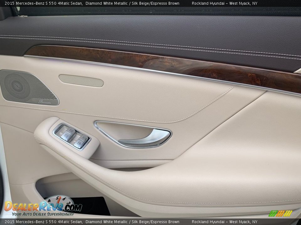2015 Mercedes-Benz S 550 4Matic Sedan Diamond White Metallic / Silk Beige/Espresso Brown Photo #32