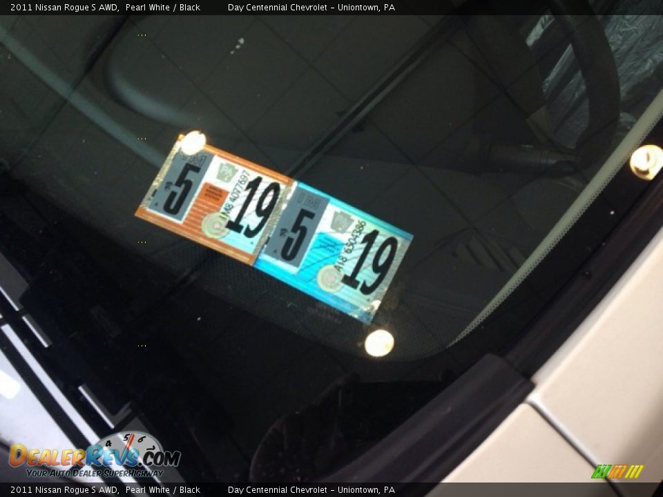 2011 Nissan Rogue S AWD Pearl White / Black Photo #2