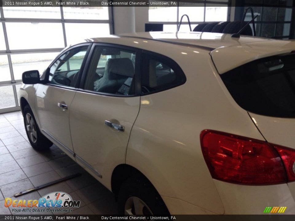 2011 Nissan Rogue S AWD Pearl White / Black Photo #7