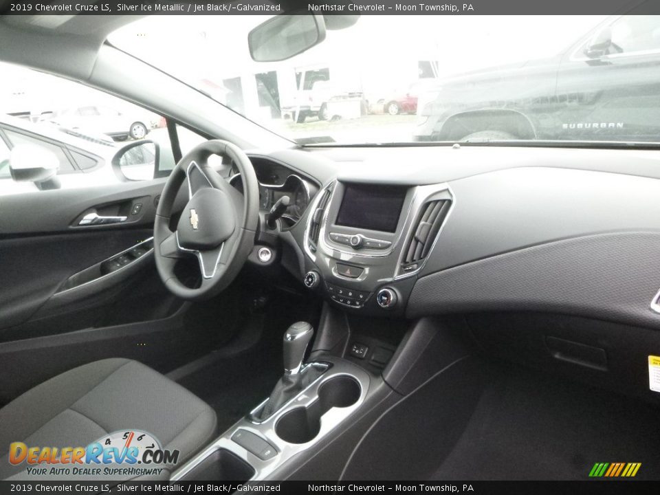 2019 Chevrolet Cruze LS Silver Ice Metallic / Jet Black/­Galvanized Photo #8