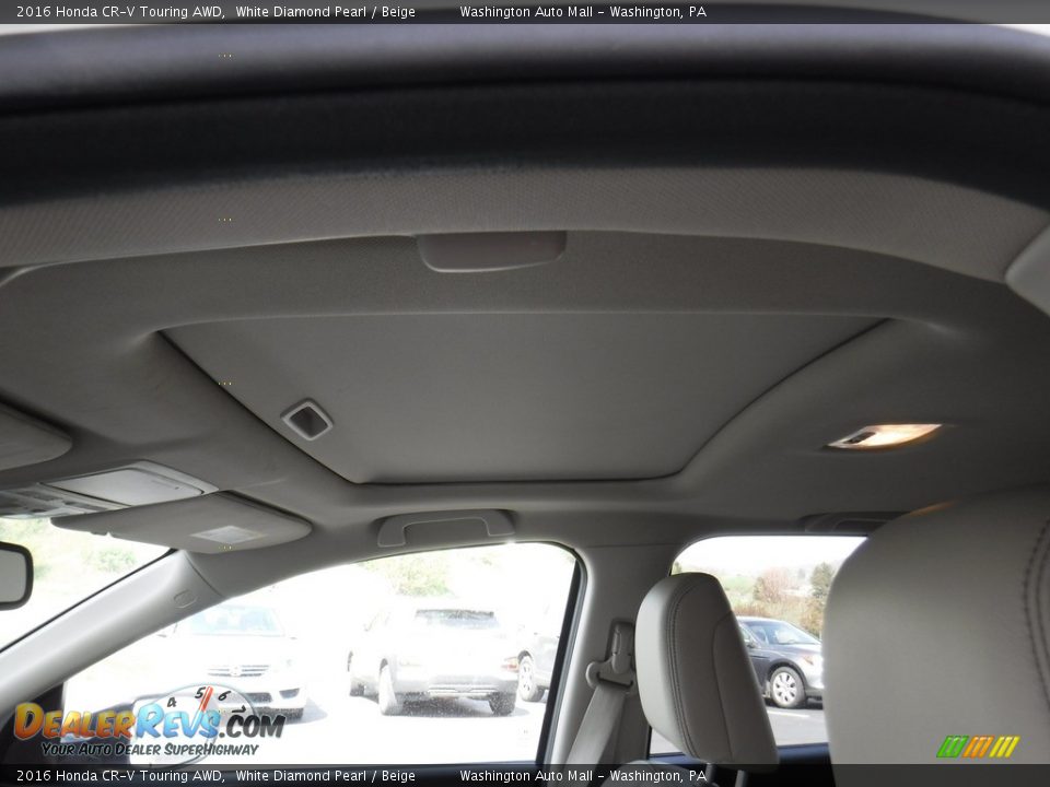 2016 Honda CR-V Touring AWD White Diamond Pearl / Beige Photo #11