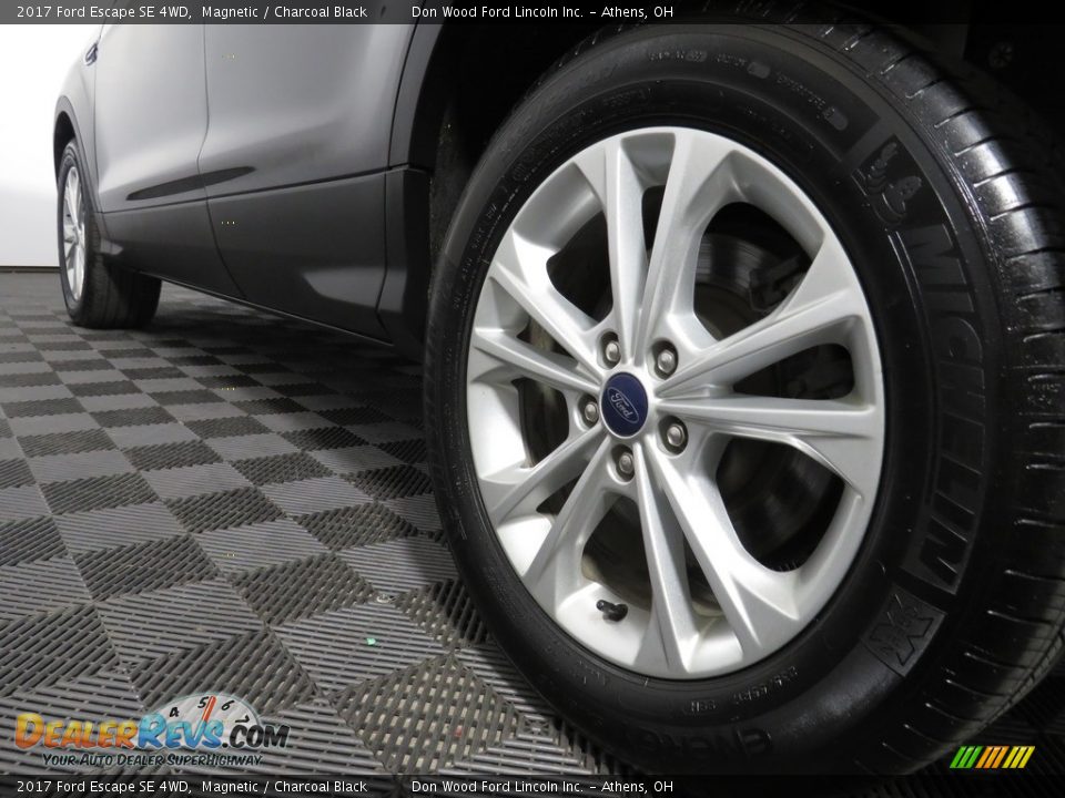 2017 Ford Escape SE 4WD Magnetic / Charcoal Black Photo #21