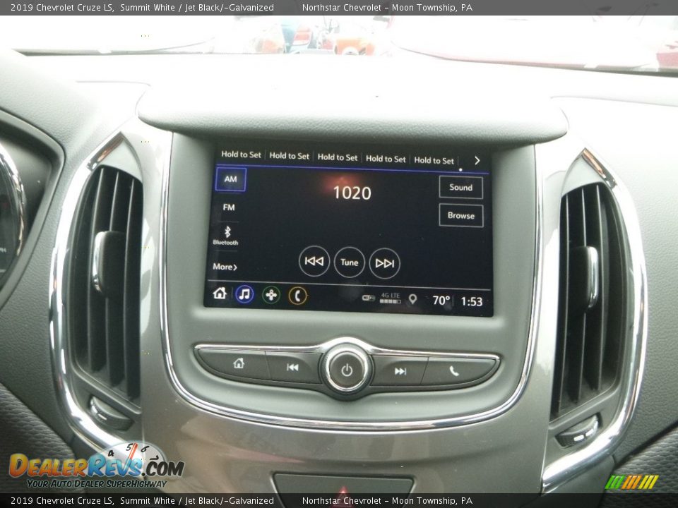 2019 Chevrolet Cruze LS Summit White / Jet Black/­Galvanized Photo #17